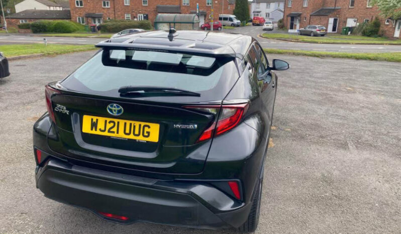 
2021 Toyota C-HR Hybrid full									