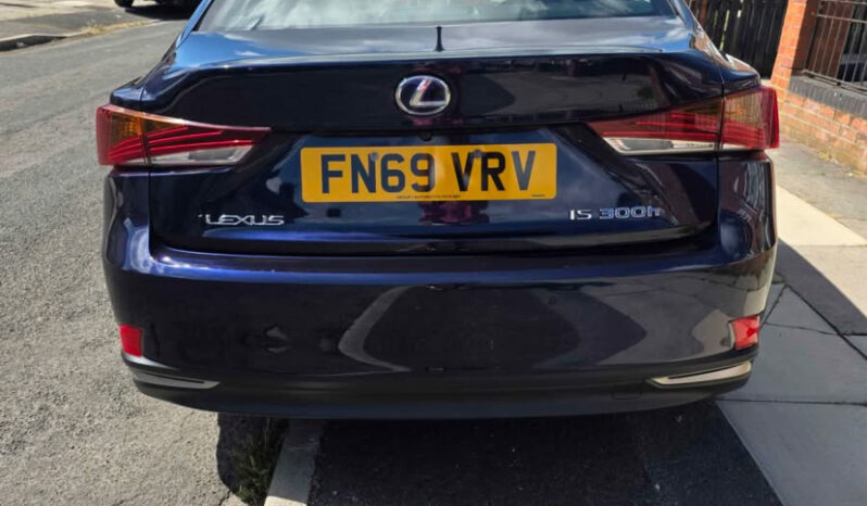 
2019 Lexus IS 300h e-cvt (takumi spec) full									