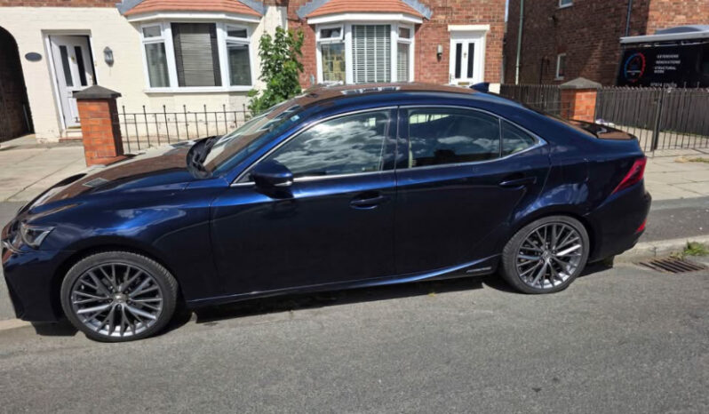 
2019 Lexus IS 300h e-cvt (takumi spec) full									