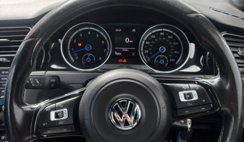 
2014 Volkswagen Golf R full									