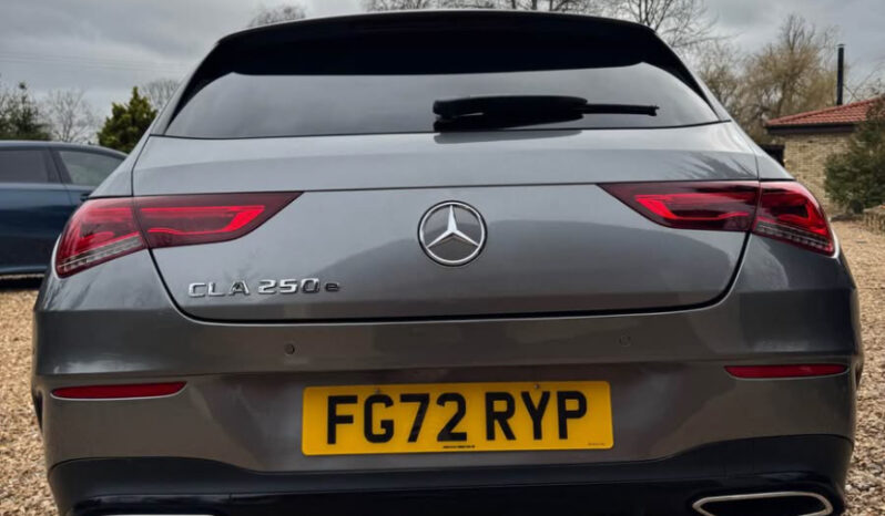 
2022 Mercedes CLA 250 AMG Line full									