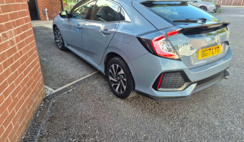 
2017 Honda Civic 1.0 VTEC SE full									