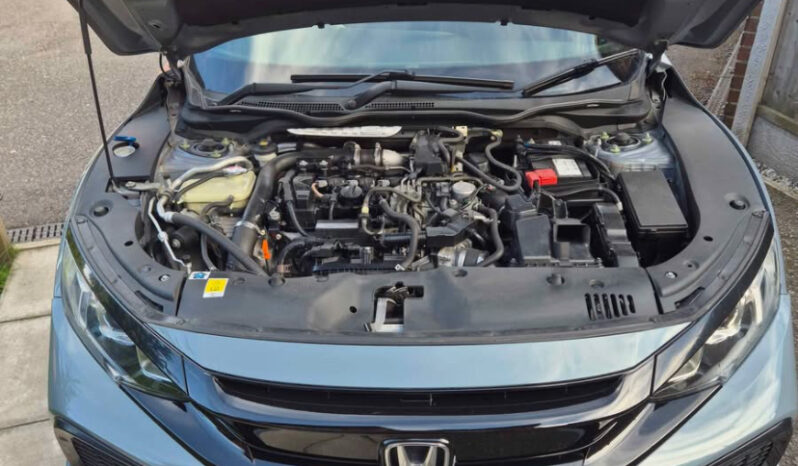 
2017 Honda Civic 1.0 VTEC SE full									
