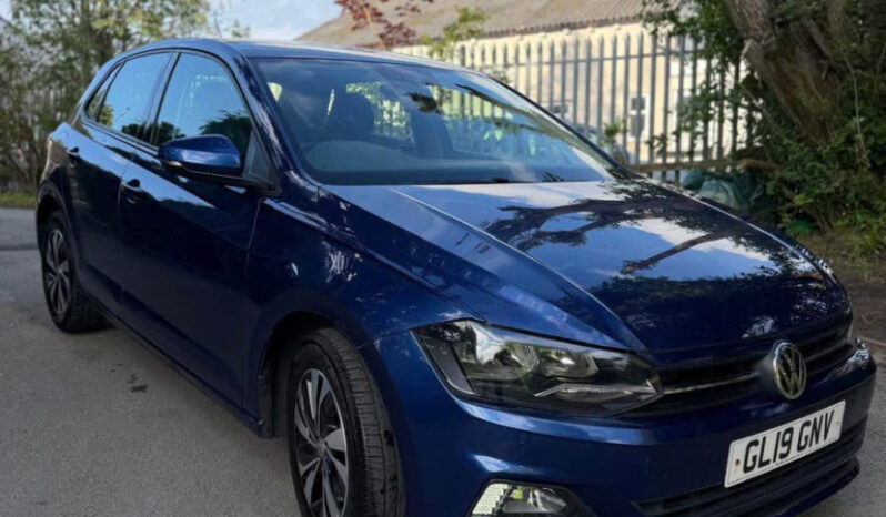 
2019 Volkswagen Polo full									