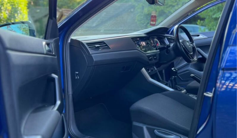 
2019 Volkswagen Polo full									