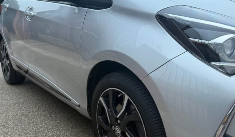
Toyota Yaris 2018 full									