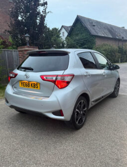 
Toyota Yaris 2018 full									