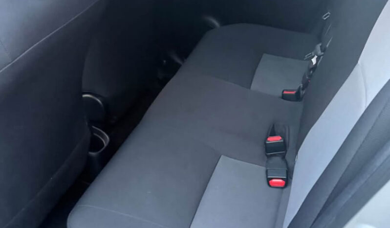 
Toyota Yaris 2018 full									