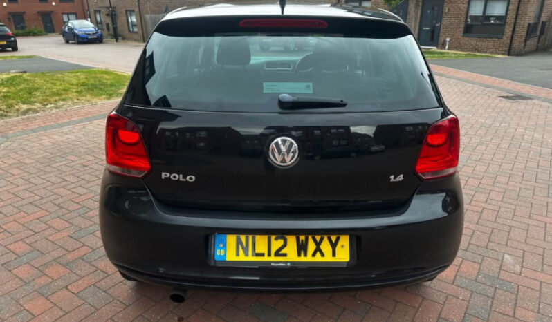 
2012 Volkswagen Polo full									