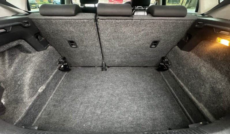 
2012 Volkswagen Polo full									