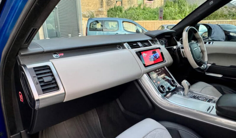 
2018 Land Rover Range Rover Sport full									