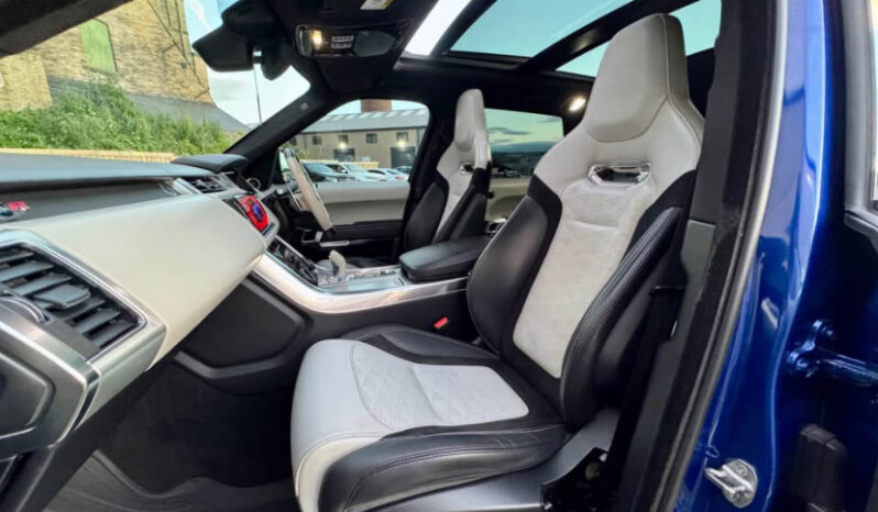 
2018 Land Rover Range Rover Sport full									