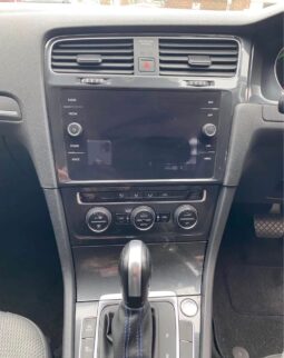 2020 Volkswagen E-Golf full